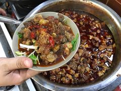 -谢老五跷脚牛肉·非遗传承店