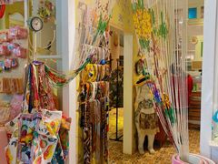 -恋物百货商店(华侨城店)