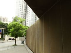 大门-上海油画雕塑院