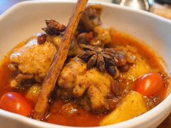 鸡腿玛莎曼咖喱汤加手抓饼-Chom Cafe and Restaurant