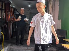-哈海英麻辣烫(中华西路步行街店)