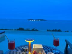 -瑰丽酒店·海吧·天际下午茶·现场DJ·天台酒吧
