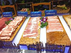 -锤头鲨毛肚海鲜烤肉自助餐厅(国购广场店)