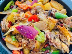 -撒拉人家.酸菜牦牛肉火锅