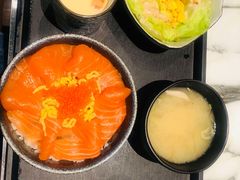 -家贺屋刺身寿司专门店