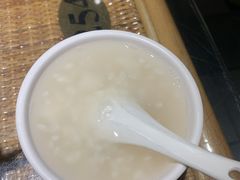 醪糟汤圆-渝信川菜 · 川味家常菜(长安店)