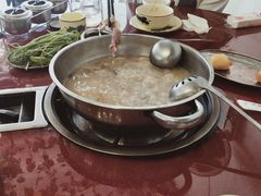 -老石黑山羊毛驴肉火锅(金凯广场店)