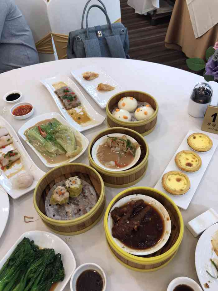 一品粤珍轩(福山店)-"环境不错 味道也比较正宗 还是不错的午餐.