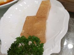 -麒麟山景大酒店岭南汇海鲜酒家(沙井店)