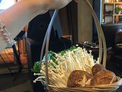 -同仁四季椰子鸡(海岸城天利店)
