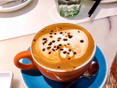 榛果拿铁咖啡-港丽餐厅(高德置地店)