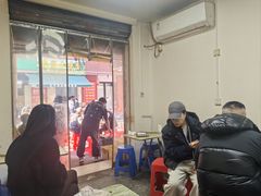 -酒宝荡烧烤(长航局江大路住宅小区店)