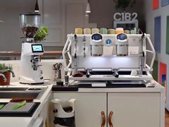 咖啡机-潮一不贰·法式甜品·生日蛋糕·西式简餐(外滩店)