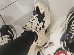 -BIGOFFS 超级折扣(仁恒伊势丹店)