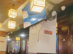 -阿婆情腊排骨火锅(忠义店)