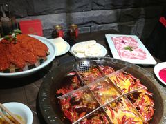 -红九格老火锅(三峡广场店)