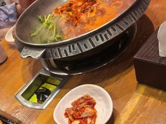 -喇喇排骨火锅·传统韩式脊骨汤(望京西园总店)