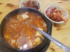 辣白菜汤-元奶奶包饭(公新银浦店)