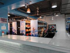 -乔波室内滑雪场