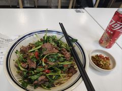 -碗底挑•湖南小炒粉面饭(大望路店)