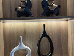 -轻奢·全曼酒店(深圳坂田北地铁站店)
