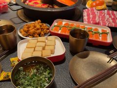 -晓宇重庆火锅(西安荟聚店)