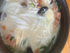 -桥香园过桥米线(国贸店)