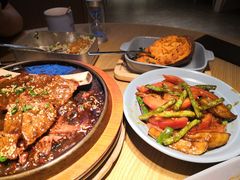 -蜜桃餐厅·伴山(绿宝广场店)