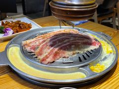 牛五花-喜来稀肉(北外滩白玉兰广场店)