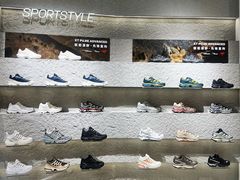 -SALOMON萨洛蒙(北京王府中环店)