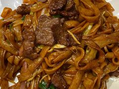 干炒牛河-稻香酒家·34年老字号·港式粤菜(汉街店)