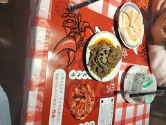 -李双猪·小龙虾·烧烤·羊肉煲(乐山店)