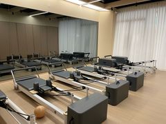 -乐刻瑜伽·普拉提·小瑜荚YogaPod(滨江银泰店)