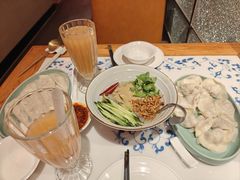 -东方饺子王(新阳路店)