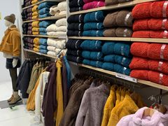 -优衣库(上海金桥国际商业广场店)