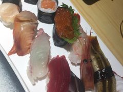 -晶吉·居酒屋·烧鸟·生鱼饭(中山区民主广场店)