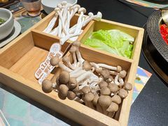 -廖掌柜·重庆鲜货火锅(上海首店)