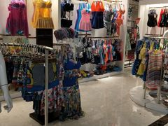 -观澜湖新城运动奥莱区