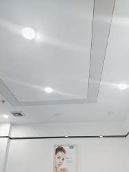 -蕾特恩专业祛痘国际连锁