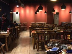 -自贡盐帮菜·玩辣餐厅(樱花园西街店)