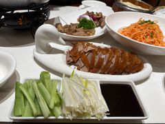 -梅利汴京烤鸭•开封豫菜地标店(东大街店)