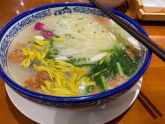 -香麒园·过桥米线·南湖雅宴