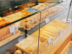 面包甜点陈列柜-六贤记(杭州龙湖滨江天街店)