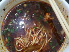 -牛一嘴·兰州牛肉面·大盘鸡(财富中心店)