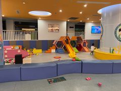 -戊辰亲子游泳俱乐部