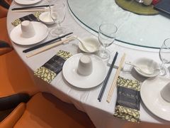 -老人和饭店(淮海中路店)