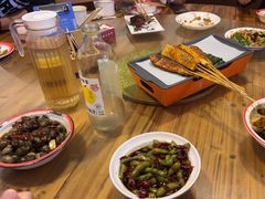 -冶建镜子·老南昌大排档·江西虾王(总店)