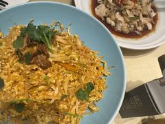 -八府香鸭·啫啫煲(华山路店)