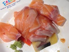 -领鲜活海鲜榴莲自助火锅(东门店)