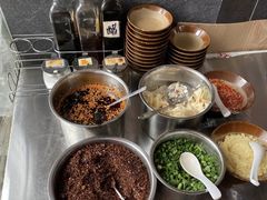 自助调料区-怪难吃·乐山跷脚牛肉(新牌坊店)